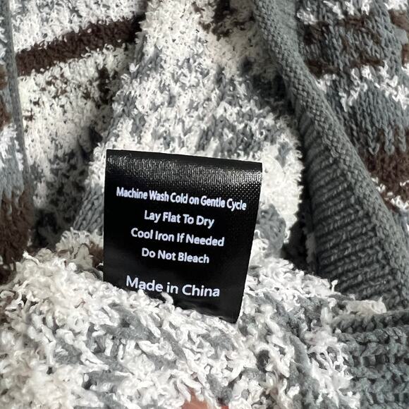 POL Knit Cardigan Sweater Green Size Small Snowflake Chenille Boho - Picture 5 of 9